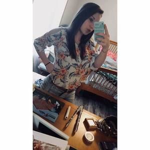 Meet your Posher, Bobbi